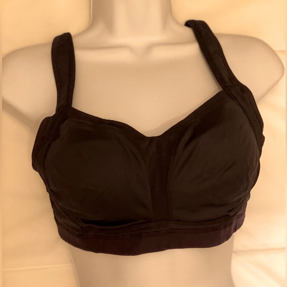 Lululemon Body Corp Bra 36D - Excellent used condition